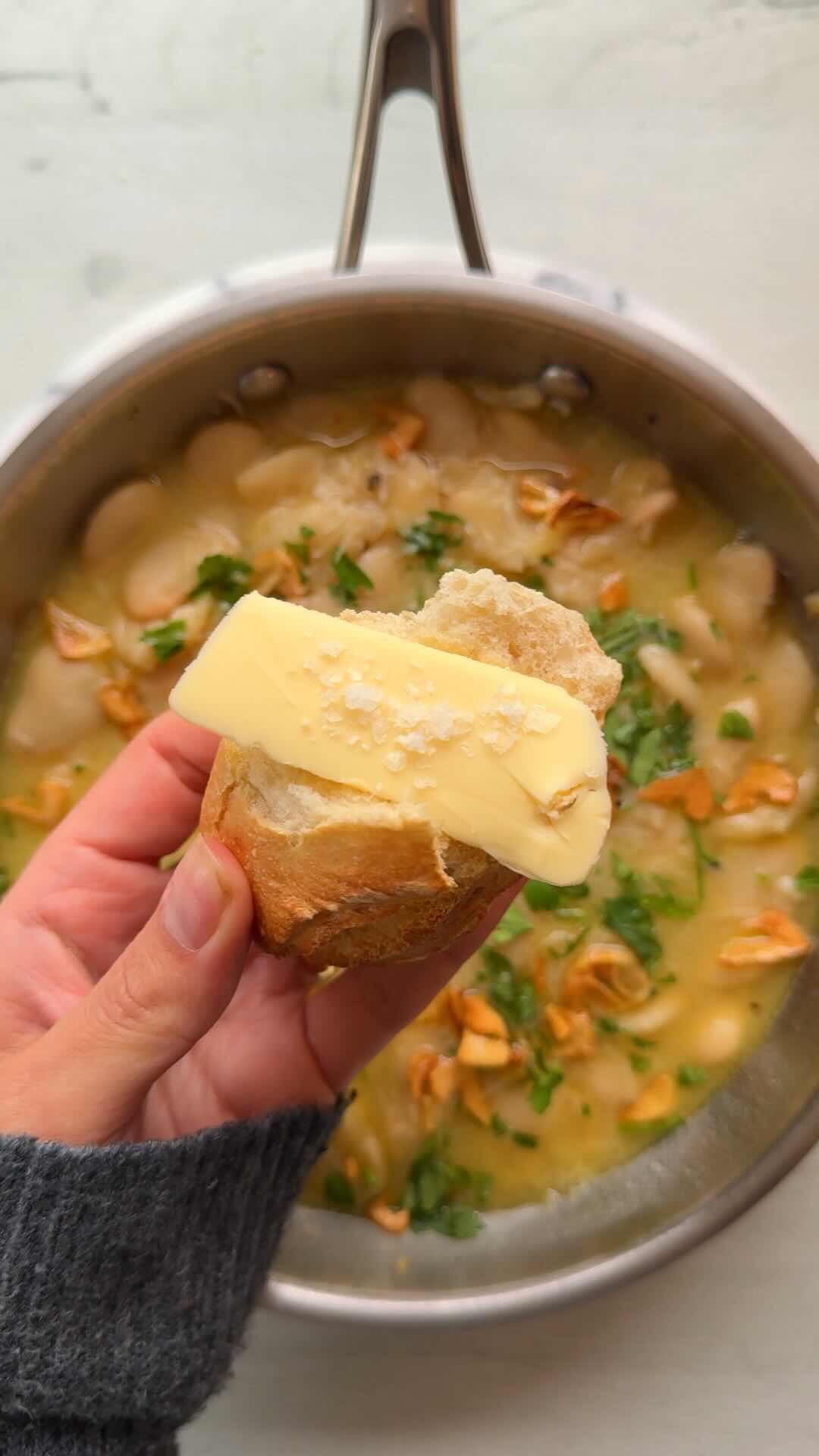 Creamy 4 Ingredient Garlic Butter Beans