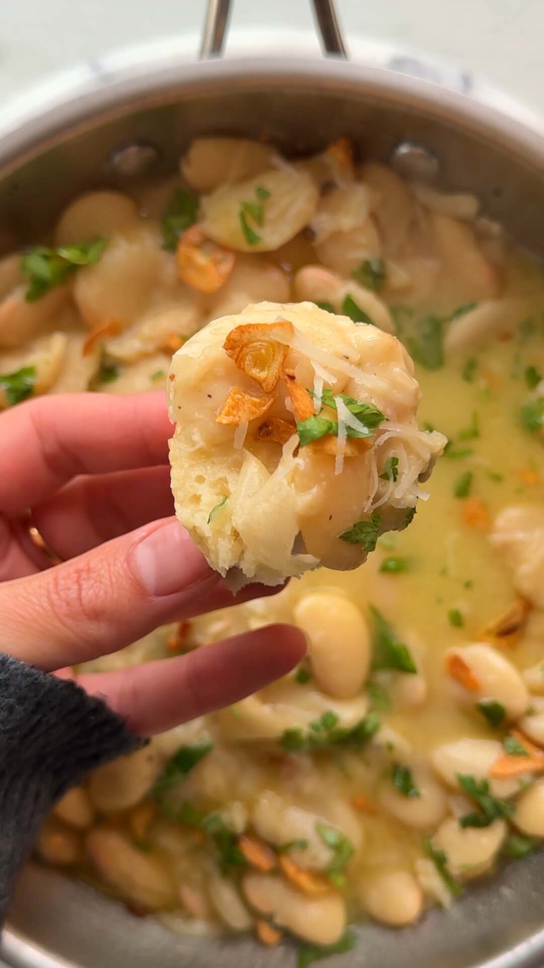 Creamy 4 Ingredient Garlic Butter Beans