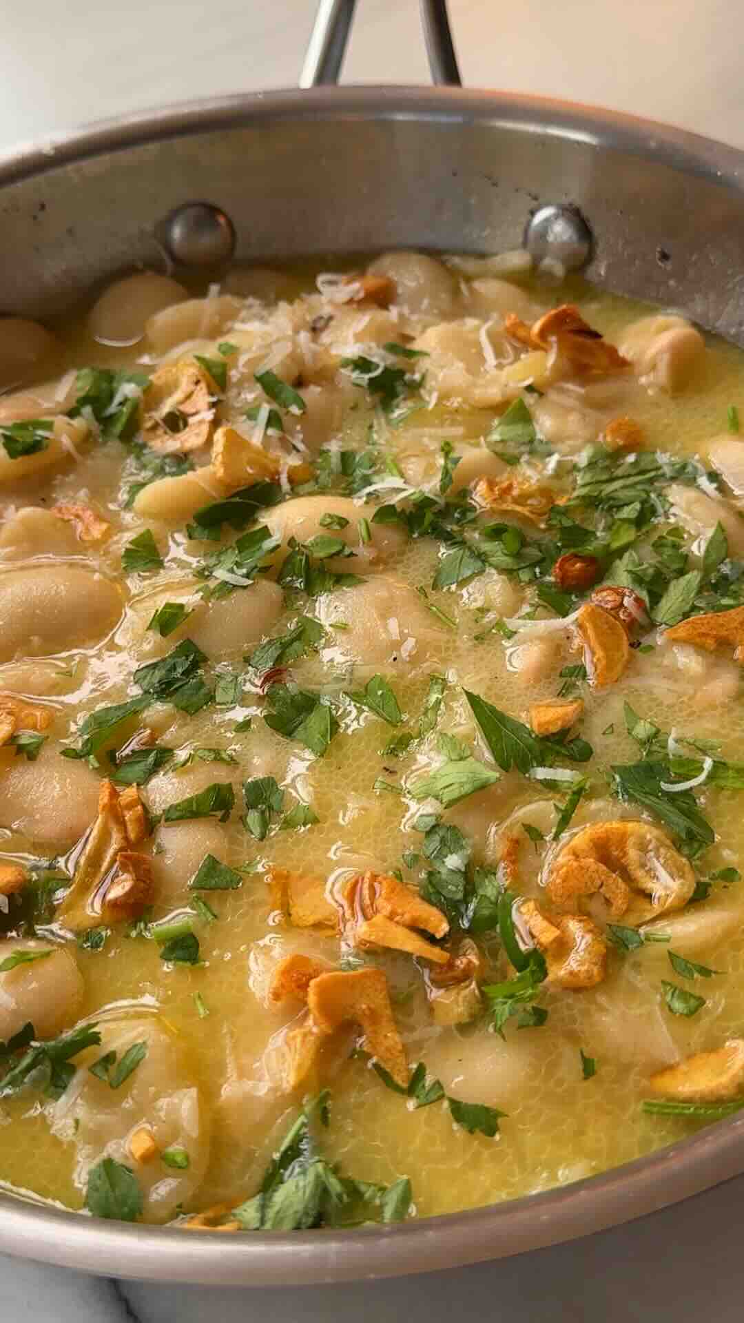 Creamy 4 Ingredient Garlic Butter Beans
