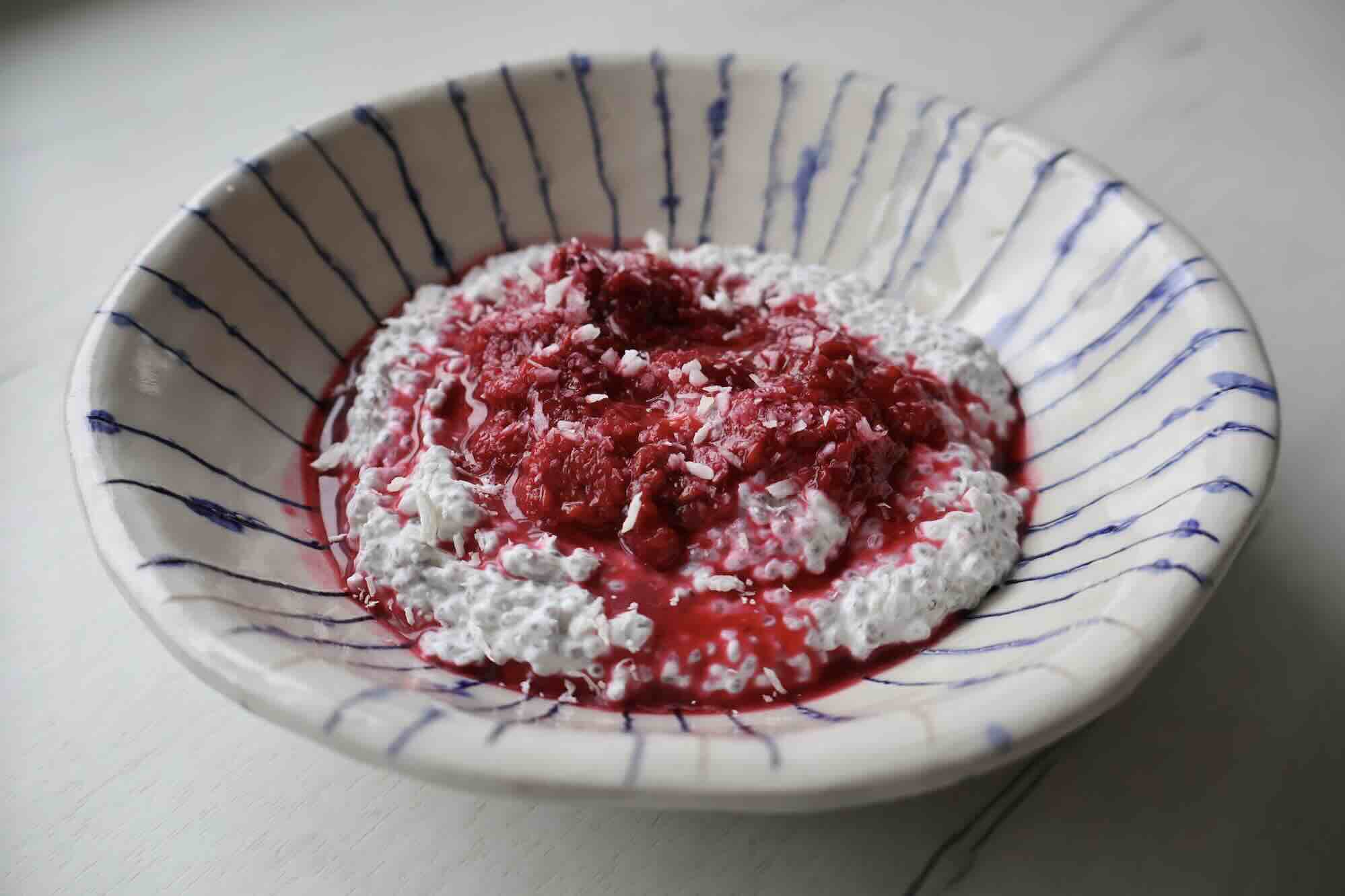 3-Ingredient Coconut Chia Pudding with Greek Yoghurt (High Protein & High Fibre)