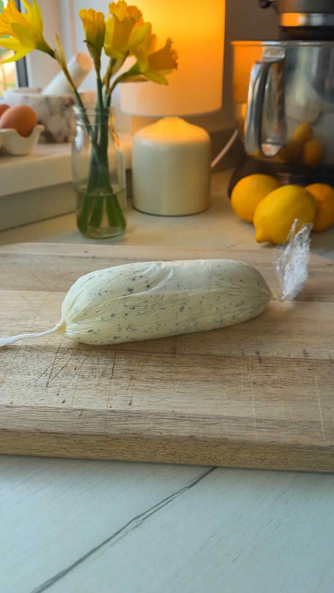 Honey Cranberry Cheese Log 