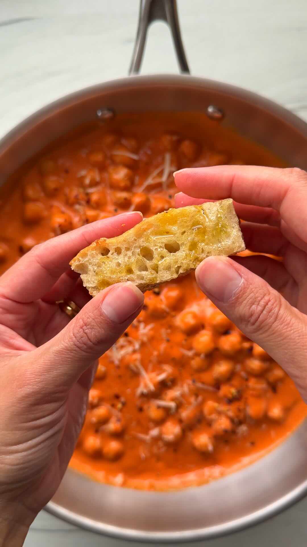 Creamy Tomato Chickpeas