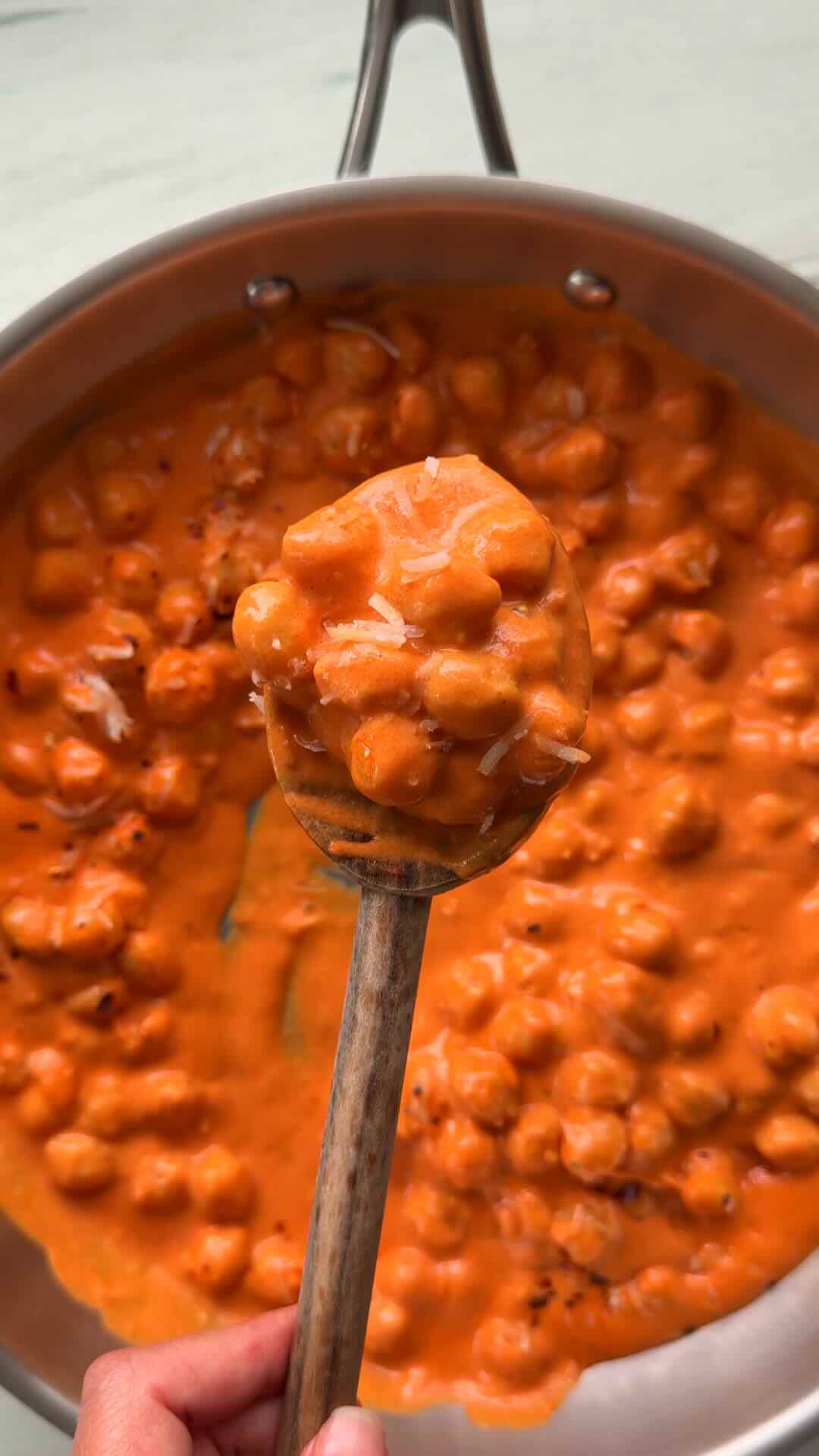 Creamy Tomato Chickpeas