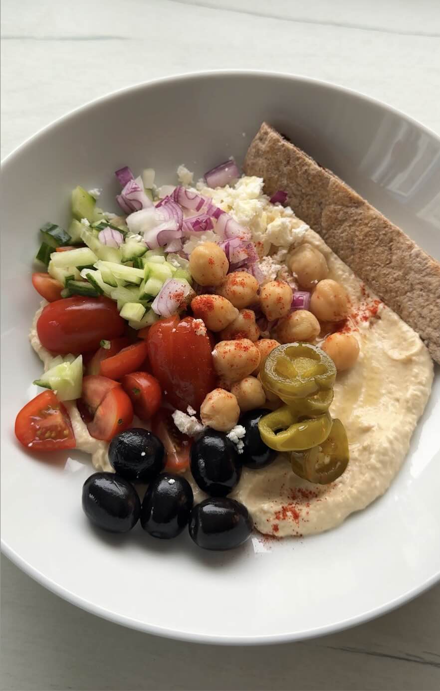Easy Hummus Bowl