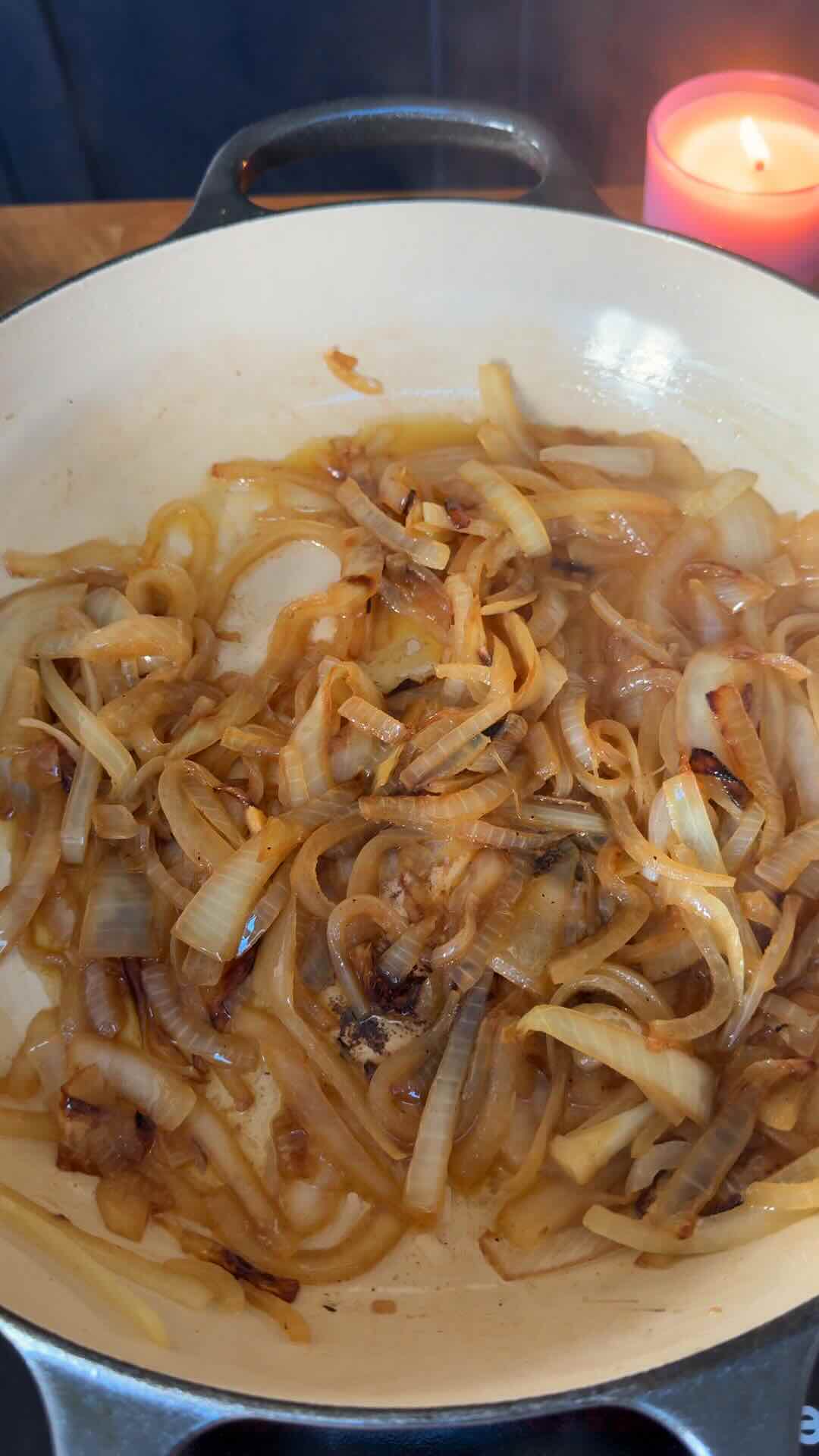 French Onion Soup Beans with Cheesy Baguette Toasts